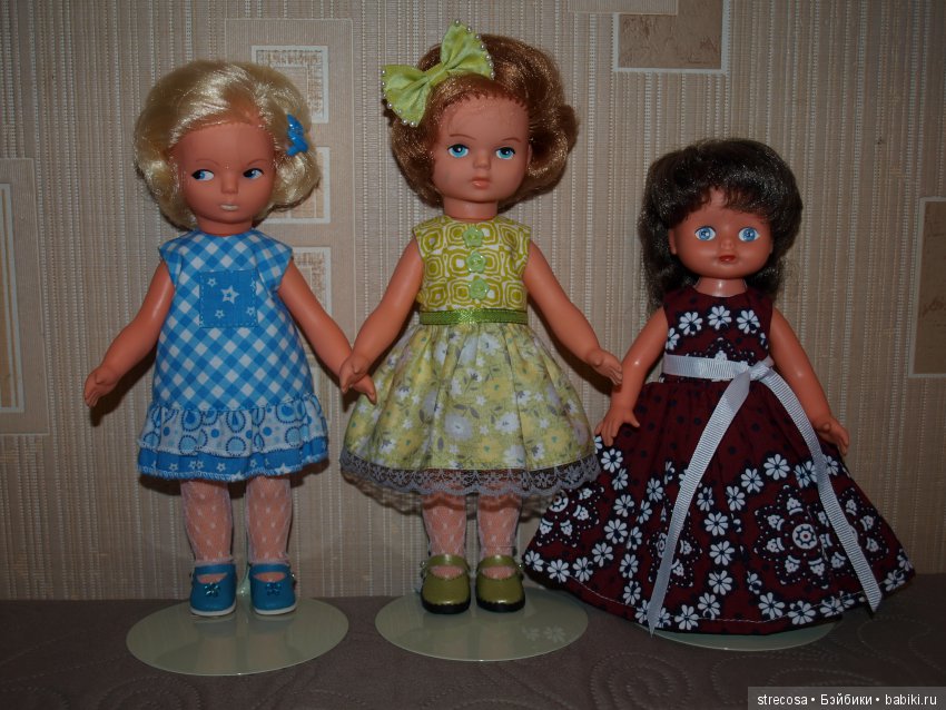 Бантики, чулочки, платьица, или как мне помогли одеть моих любимиц