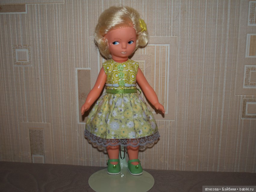 Бантики, чулочки, платьица, или как мне помогли одеть моих любимиц (фото 8)