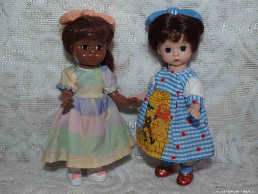 Такие одинаковые разные куколки