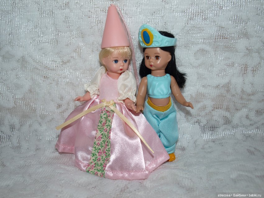 Такие одинаковые разные куколки (фото 9)