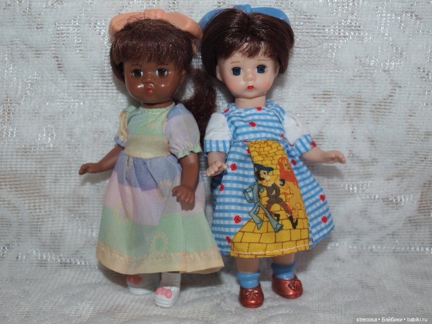 Такие одинаковые разные куколки