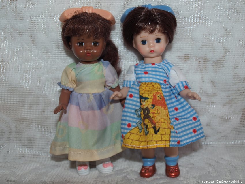 Такие одинаковые разные куколки