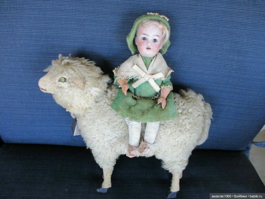 Мандарины, конфеты и дед Мороз