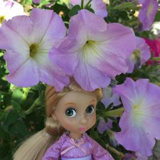 Цветы и куклы (продолжение).