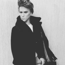 Николас. Красив. Одинок. Самодостаточен