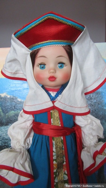 Сколько же их должно быть в линейке. Куклы 8 Марта -этнические костюмы (фото 9)