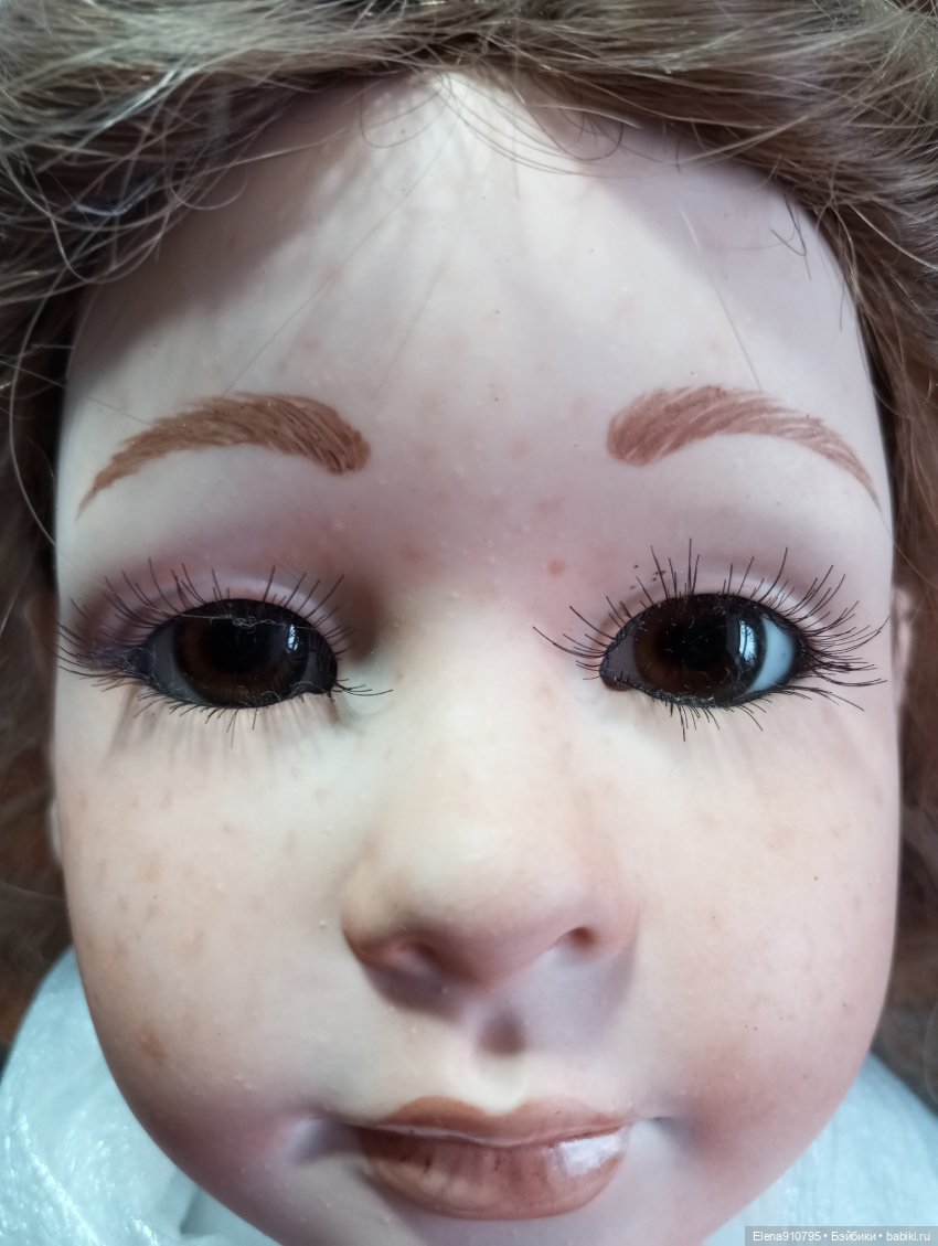 Помогите советом по снятию макияжа с фарфоровой куклы