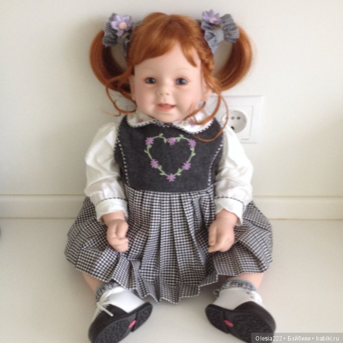 Роза в своей фирменной одежде