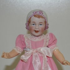 Антикварная кукла Revalo.