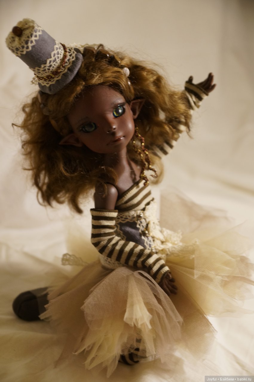 А у Никойи новый наряд хвастаемся (фото 7)