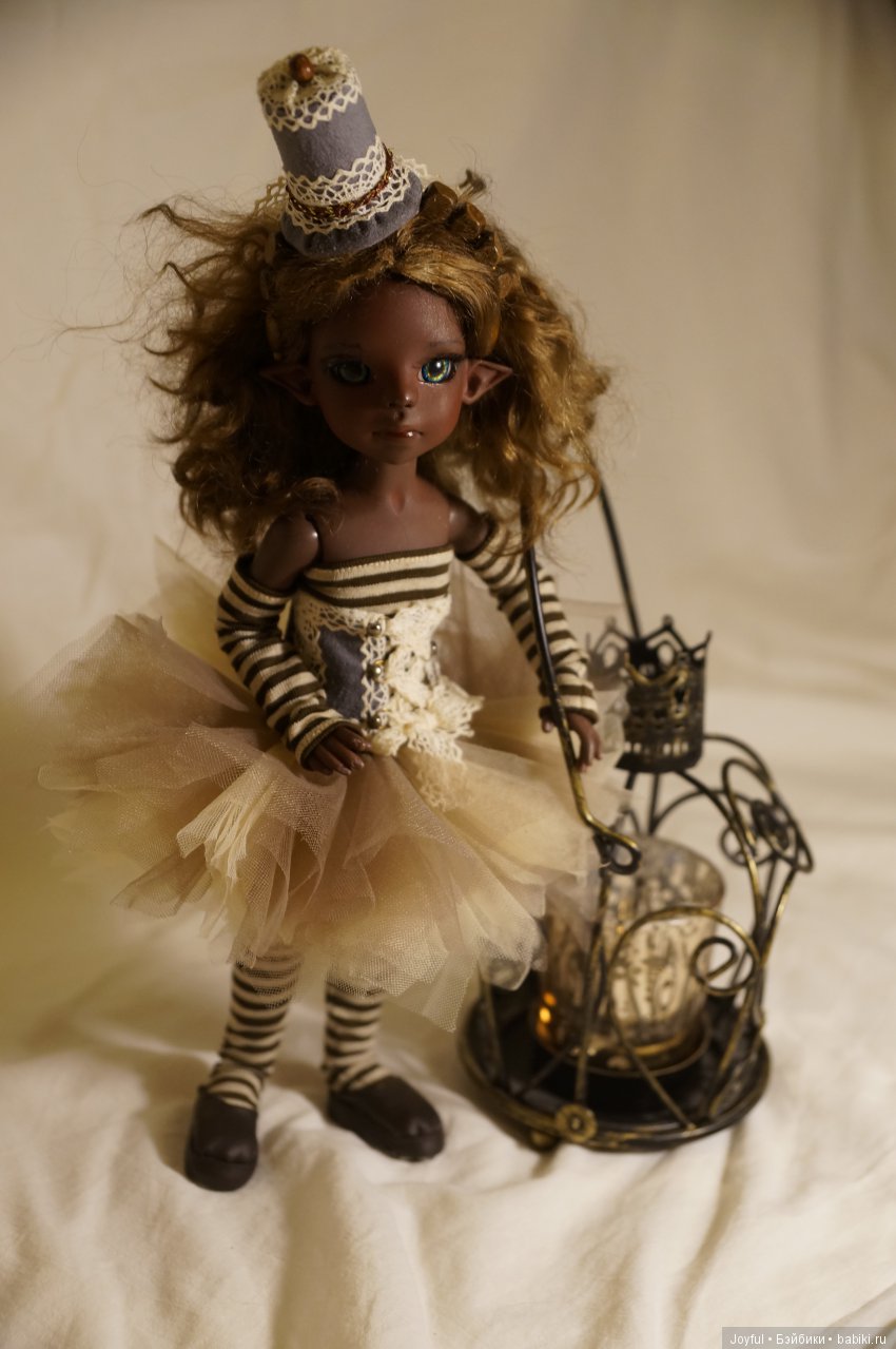 А у Никойи новый наряд хвастаемся (фото 10)