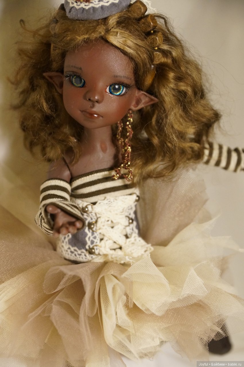 А у Никойи новый наряд хвастаемся (фото 6)