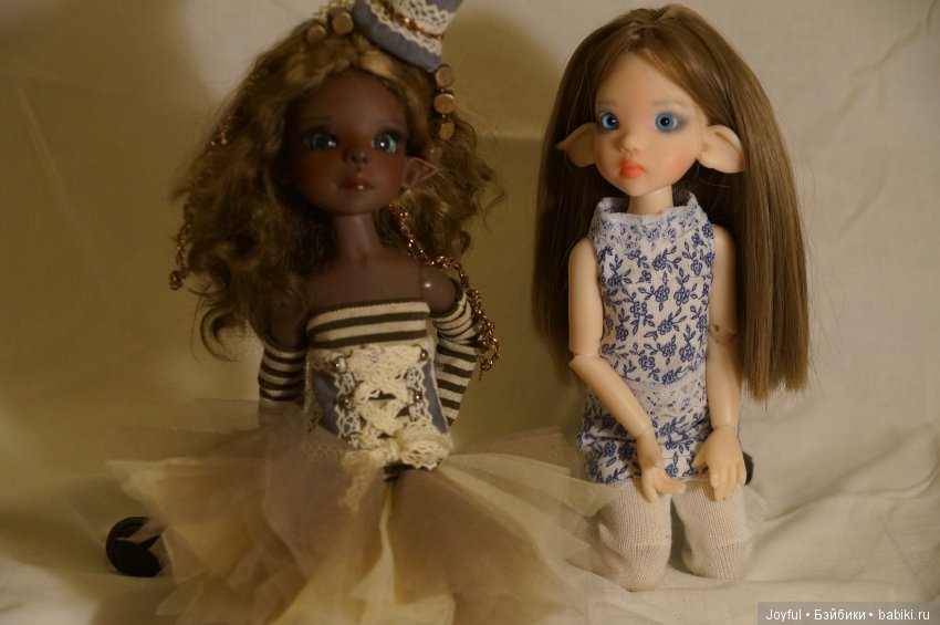 А у Никойи новый наряд хвастаемся