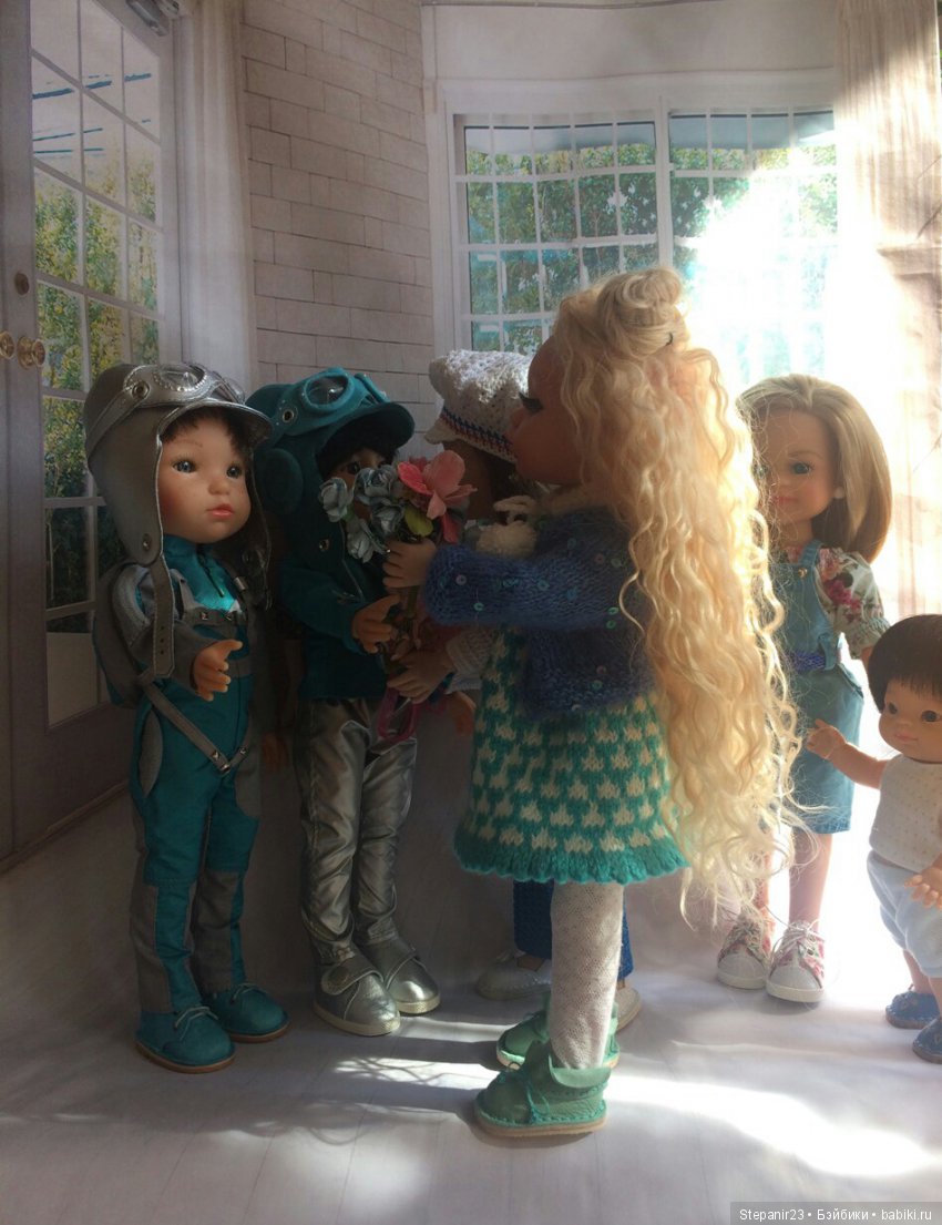 Мальчишки играют в космонавтов (фото 7)