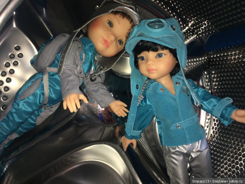 Мальчишки играют в космонавтов (фото 5)