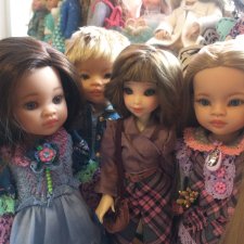 Девочки модничают