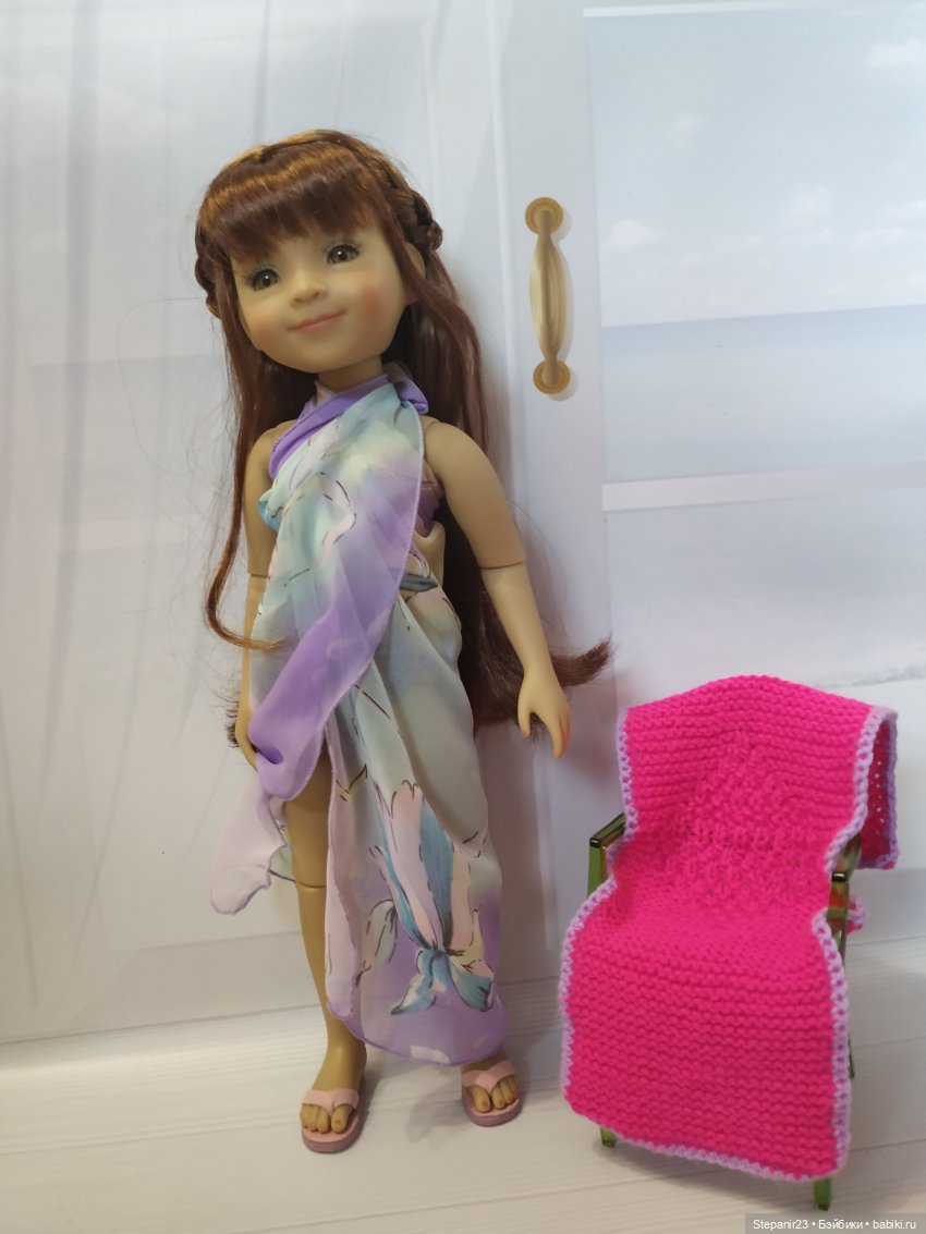 Белка-солнечная девочка из Rubi red fashin friends