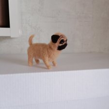 Собачка сухое воляние  мопс