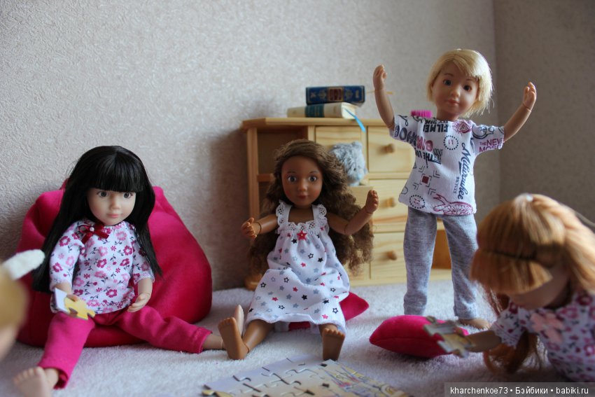 Пижамная вечеринка для Kruselings от Kathe Kruse