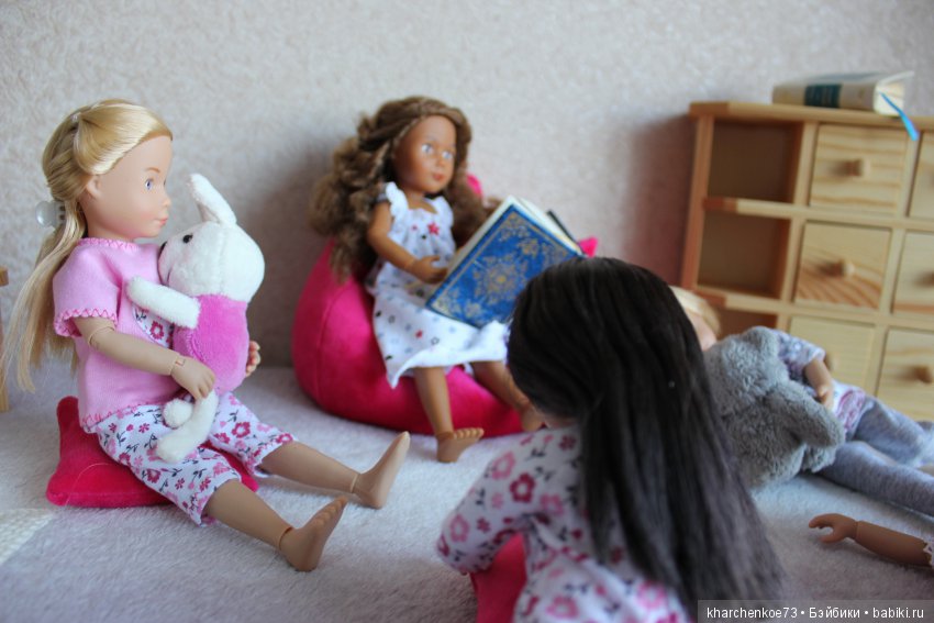 Пижамная вечеринка для Kruselings от Kathe Kruse