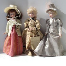 Лот коллекционных фарфоровых куколок "Дамы эпохи"