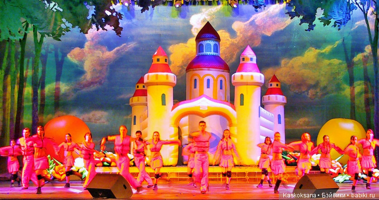 Готовимся к театральному августфесту. О сцене и её одёжках (фото 2)