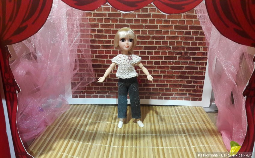 Готовимся к театральному августфесту. О сцене и её одёжках