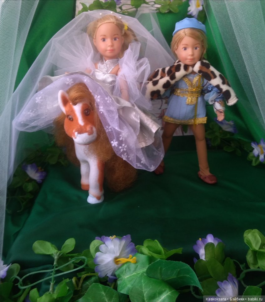 Закулисье спектакля "Три орешка для Золушки" команды "SEN-МЕЧТА"