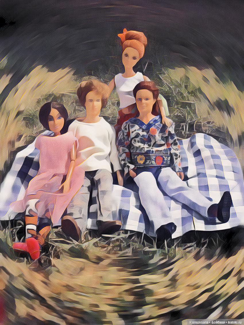 ГАЛЕРЕЯ АВГУСТФЕСТА и Большое Спасибо