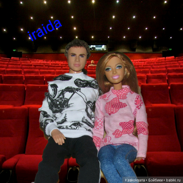 А не сходить ли нам в кино? Кинотеатр полон