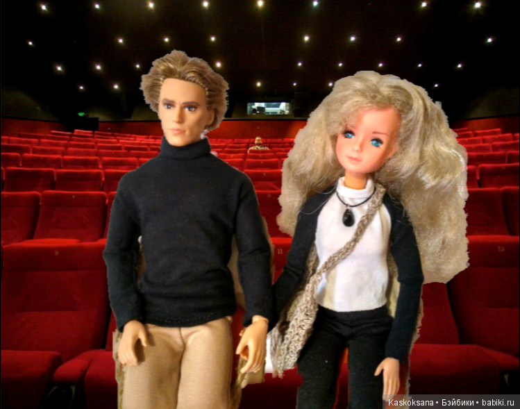 А не сходить ли нам в кино? Кинотеатр полон