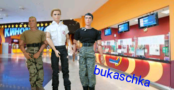 А не сходить ли нам в кино? Кинотеатр полон