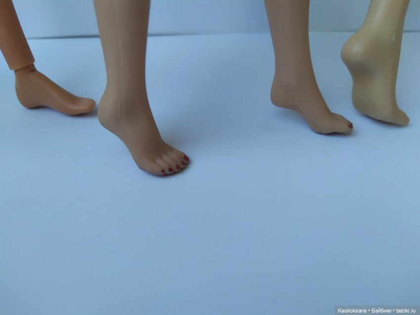 Paradise Dolls в неглиже, стопы и ноготки. Выпуск 4