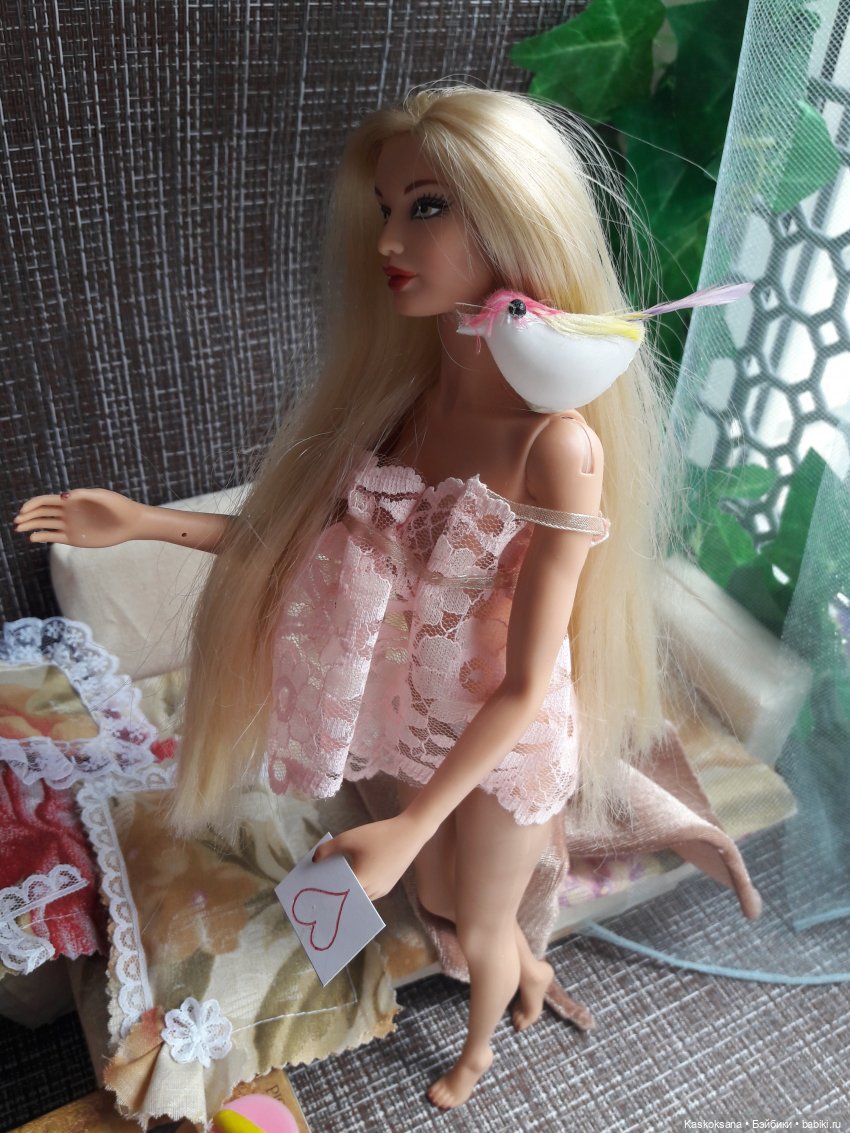 Paradise Dolls в неглиже, стопы и ноготки. Выпуск 4 (фото 9)