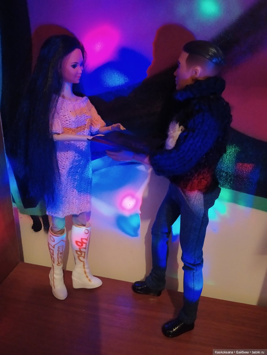 Мик и К. Часть 3 Подарок | Бэйбики Мик и К. Часть 3 Подарок — Кукольные фотоистории и сериалы: комиксы