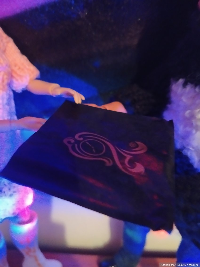 Мик и К. Часть 3 Подарок | Бэйбики Мик и К. Часть 3 Подарок — Кукольные фотоистории и сериалы: комиксы