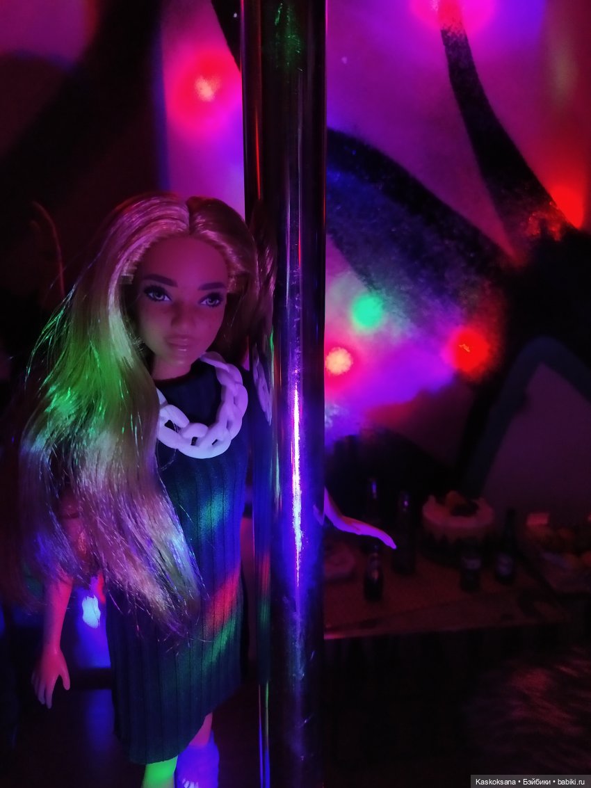 Мик и К. Часть 3 Подарок | Бэйбики Мик и К. Часть 3 Подарок — Кукольные фотоистории и сериалы: комиксы