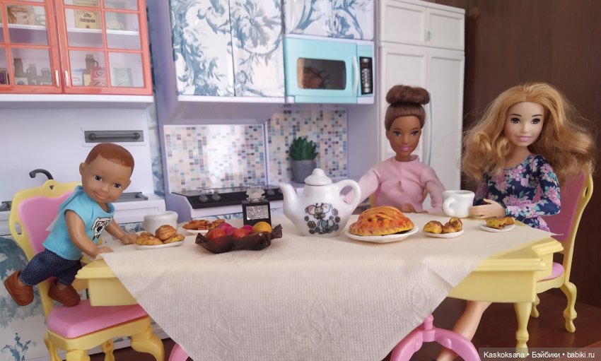 Алекса и Ромка приглашают на весеннее чаепитие