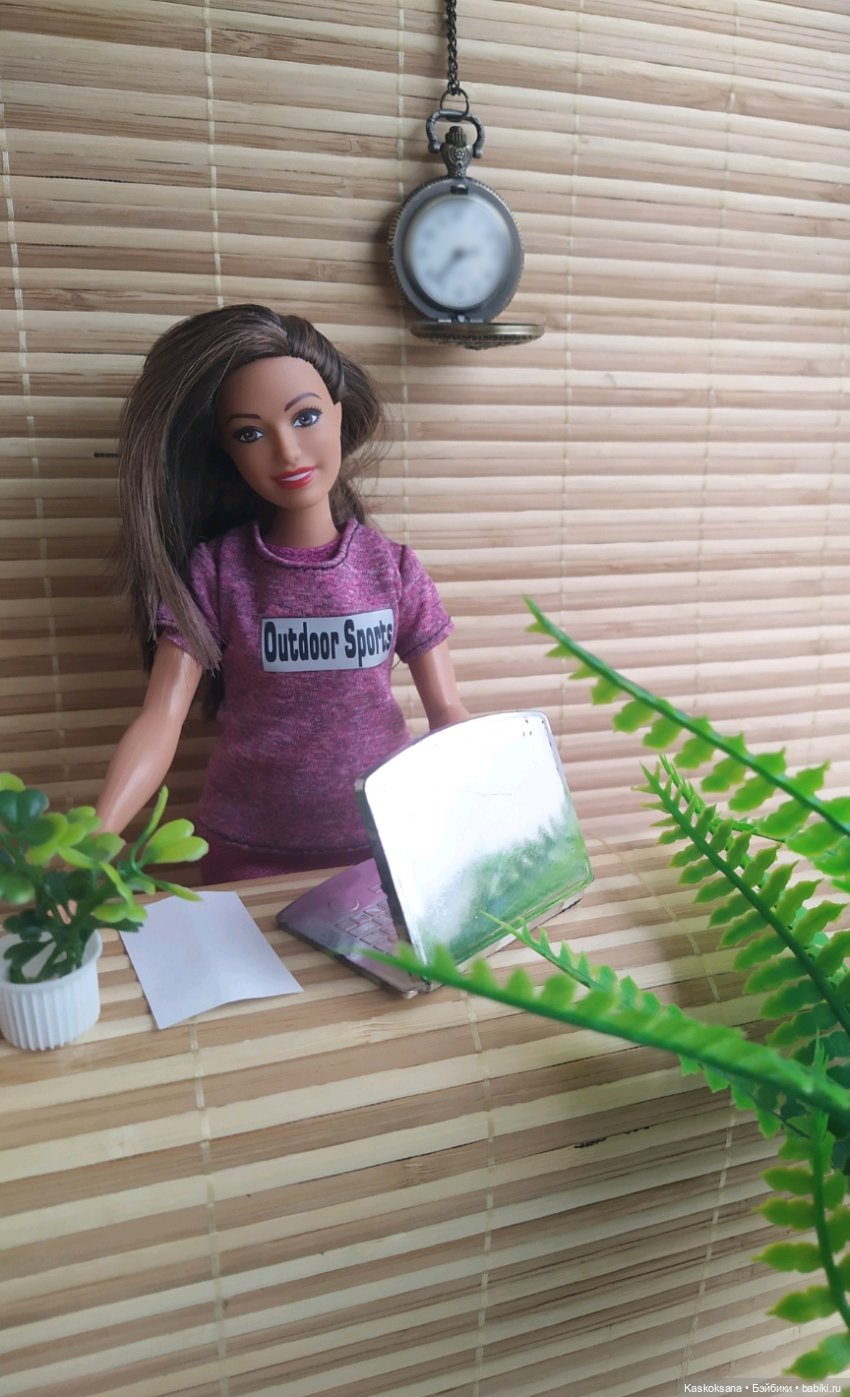 Сумерки. Эпизод 6. Школа — Куклы Barbie (Барби): Looks (фото 3)