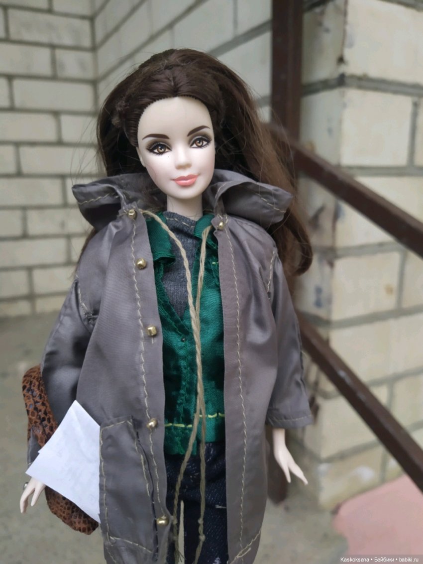 Сумерки. Эпизод 6. Школа — Куклы Barbie (Барби): Looks (фото 8)