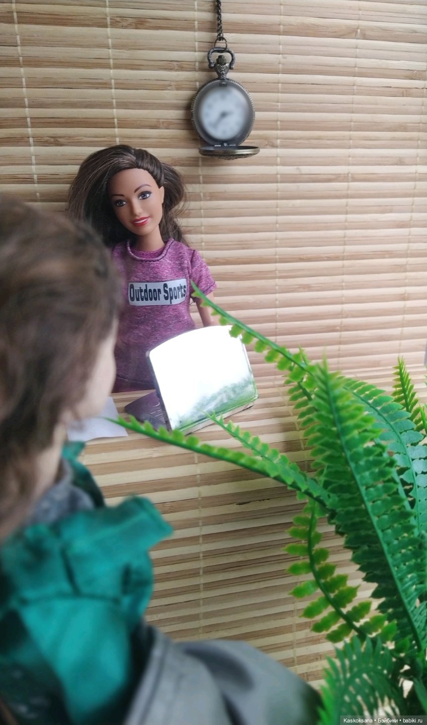 Сумерки. Эпизод 6. Школа — Куклы Barbie (Барби): Looks (фото 5)