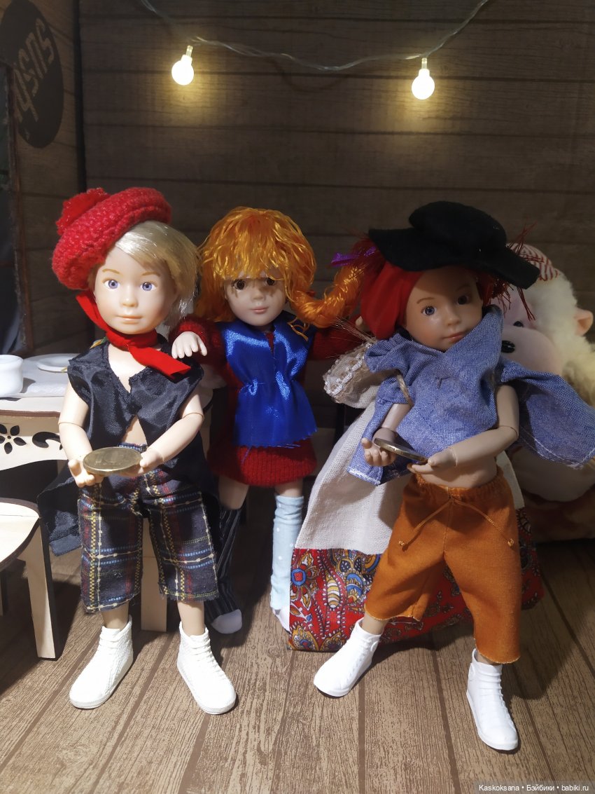 Пеппи Длинный-чулок. Как к Пеппи забираются воры