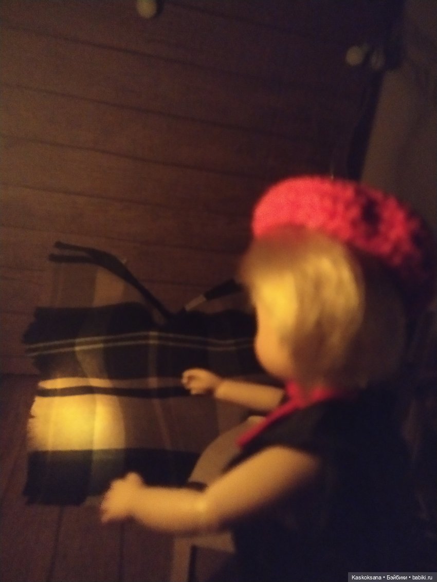 Пеппи Длинный-чулок. Как к Пеппи забираются воры