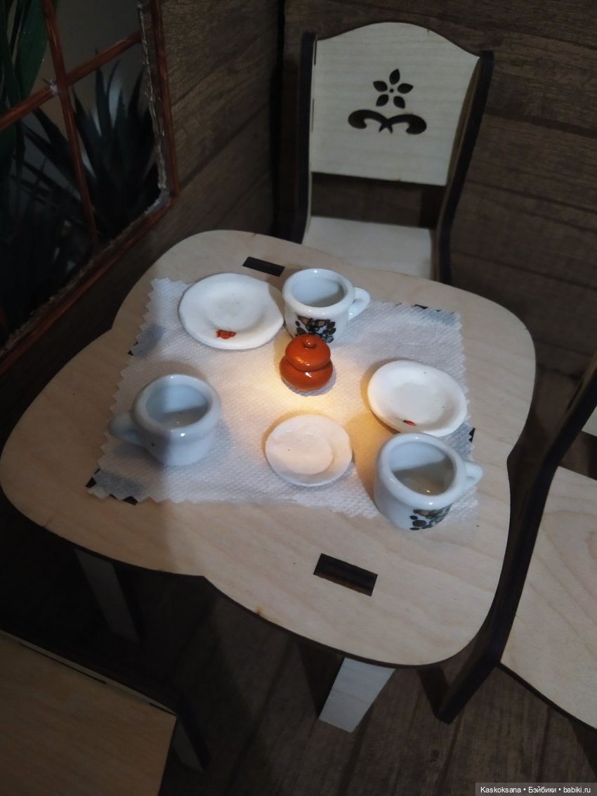 Пеппи Длинный-чулок. Как к Пеппи забираются воры