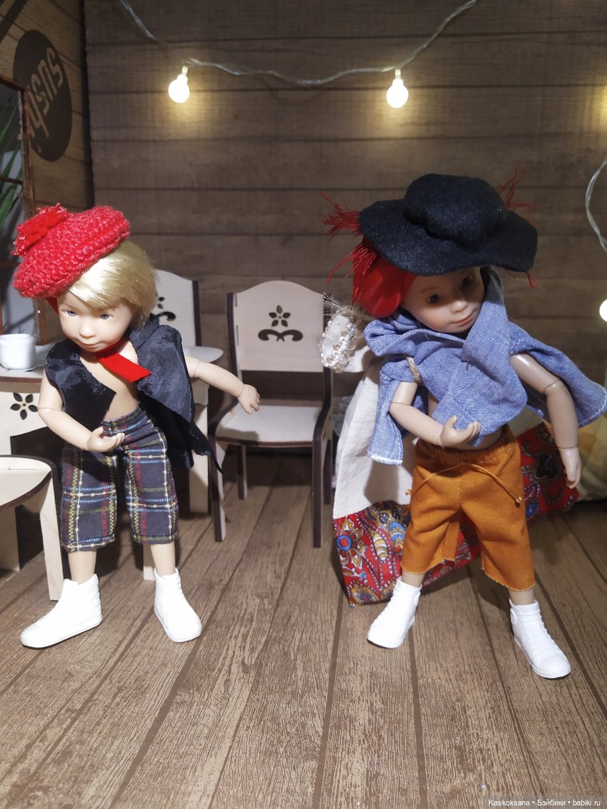 Пеппи Длинный-чулок. Как к Пеппи забираются воры