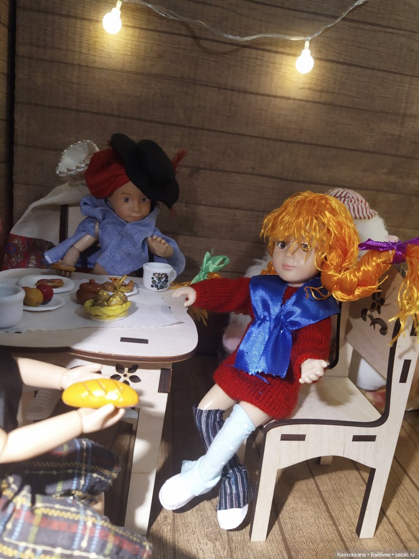 Пеппи Длинный-чулок. Как к Пеппи забираются воры