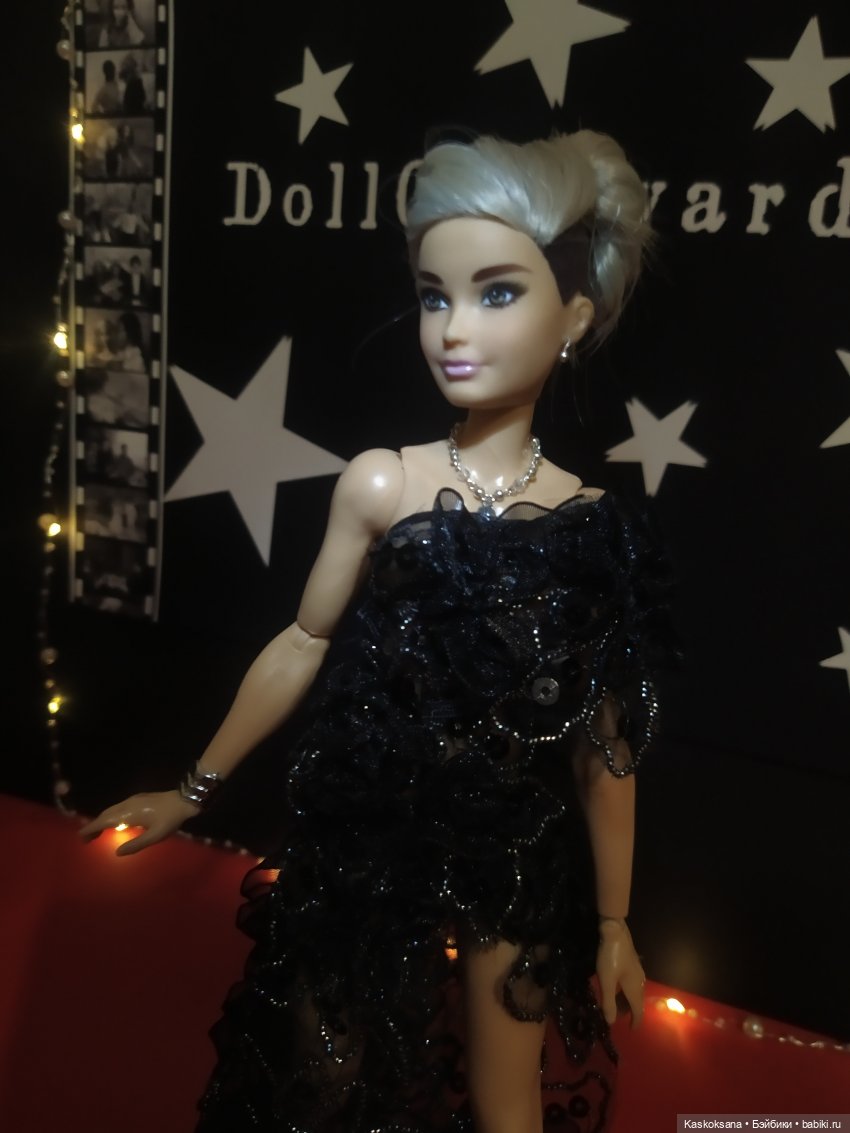 "Истории Ближнего Средиземья", "Сумерки", "Этот безумный...мир" на Красной Дорожке