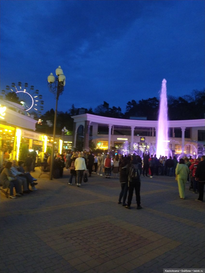 Кисловодские зарисовки. Нарзаны, архитектура, цветы