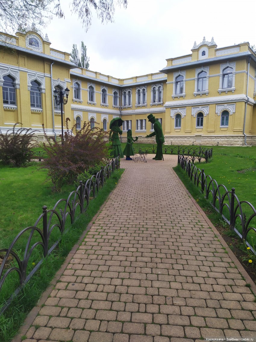 Кисловодские зарисовки. Нарзаны, архитектура, цветы