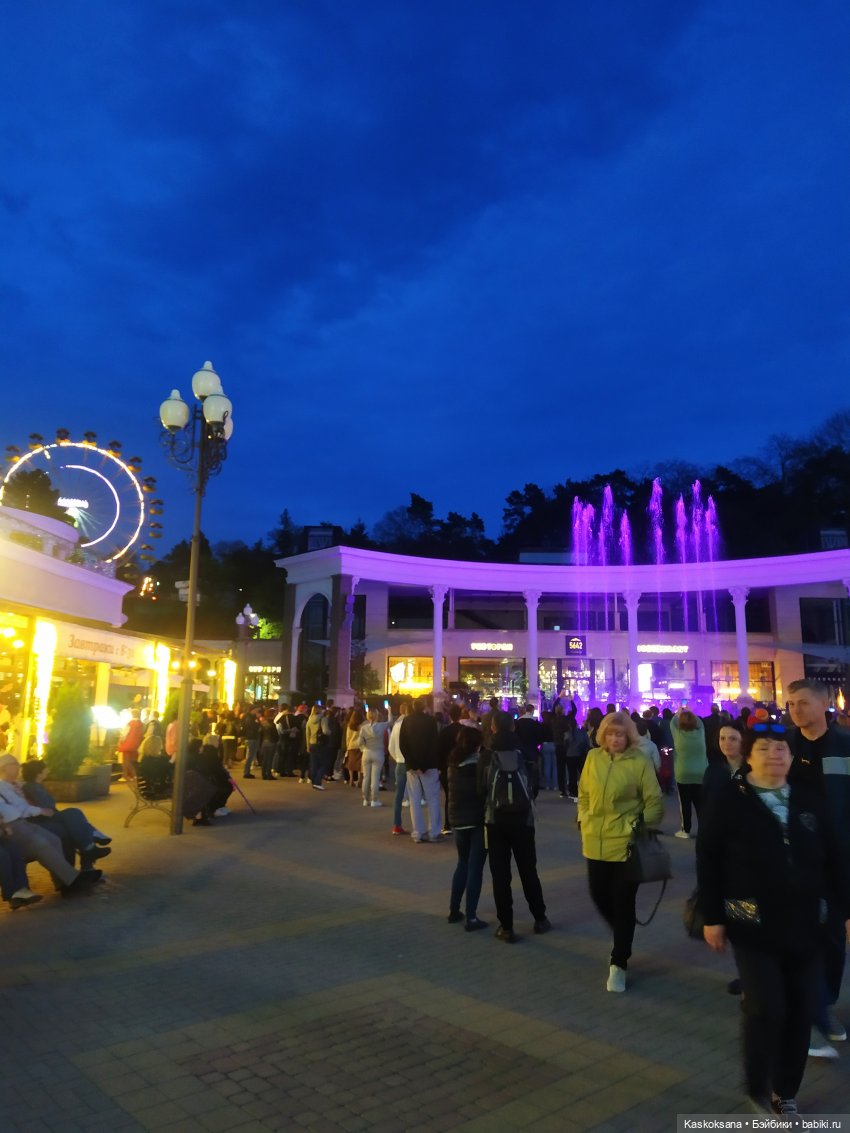 Кисловодские зарисовки. Нарзаны, архитектура, цветы